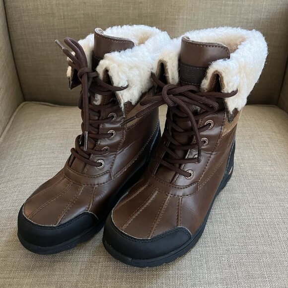KIDS UGG Boots Size 3 BUTTE II CWR 1098890K WORCHESTER Waterproof Lined - Picture 2 of 13